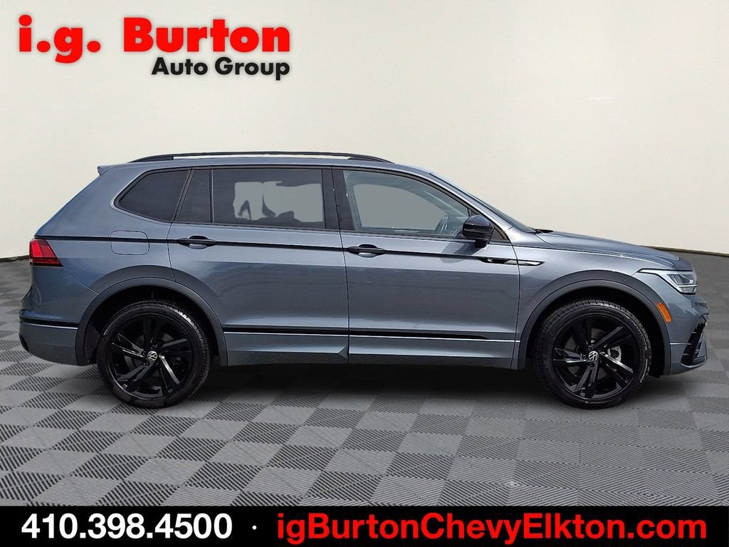2023 Volkswagen Tiguan 2.0T SE R-Line Black
