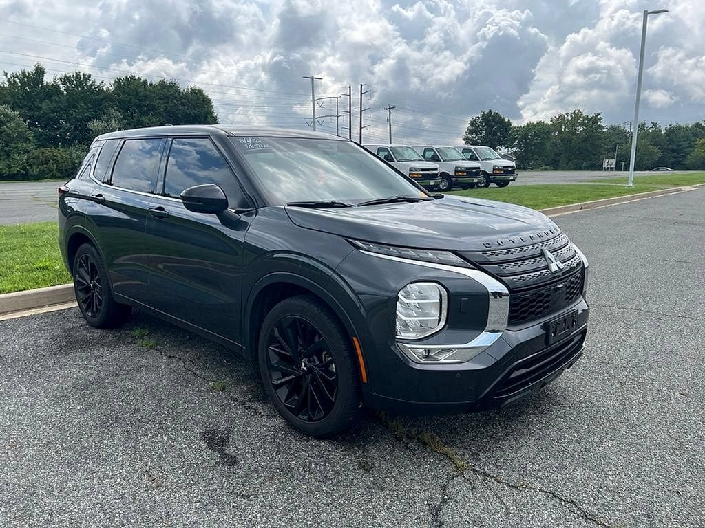 2024 Mitsubishi Outlander SE Black Edition S-AWC