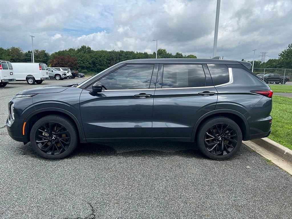 2024 Mitsubishi Outlander SE Black Edition S-AWC