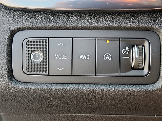 2027 GMC Acadia AT4