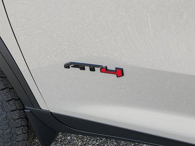 2027 GMC Acadia AT4