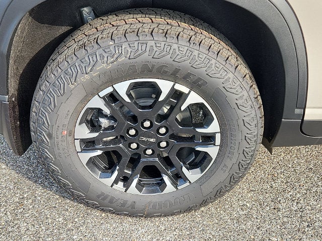 2027 GMC Acadia AT4