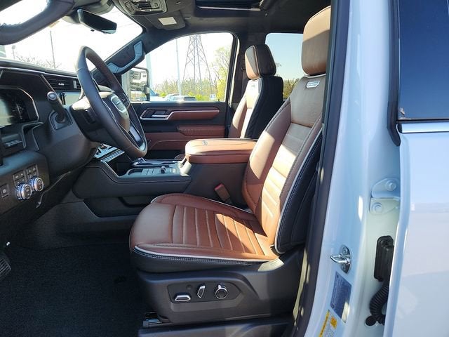2026 GMC Sierra 3500 HD Denali Ultimate DRW