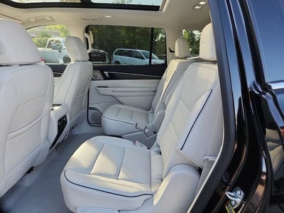 2027 Buick Enclave Avenir
